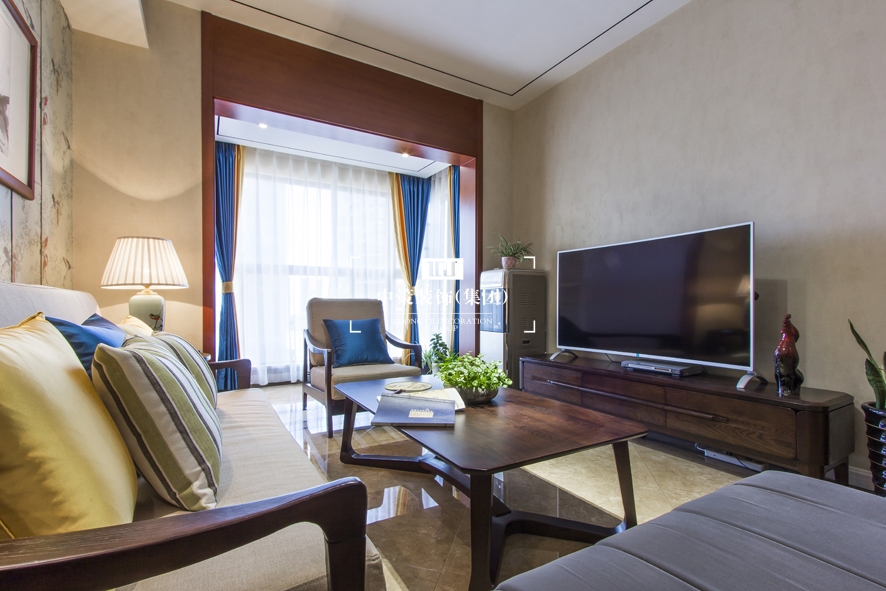 1541383722680520.jpg 杨博-绿地,香树花城-胡 (23).jpg