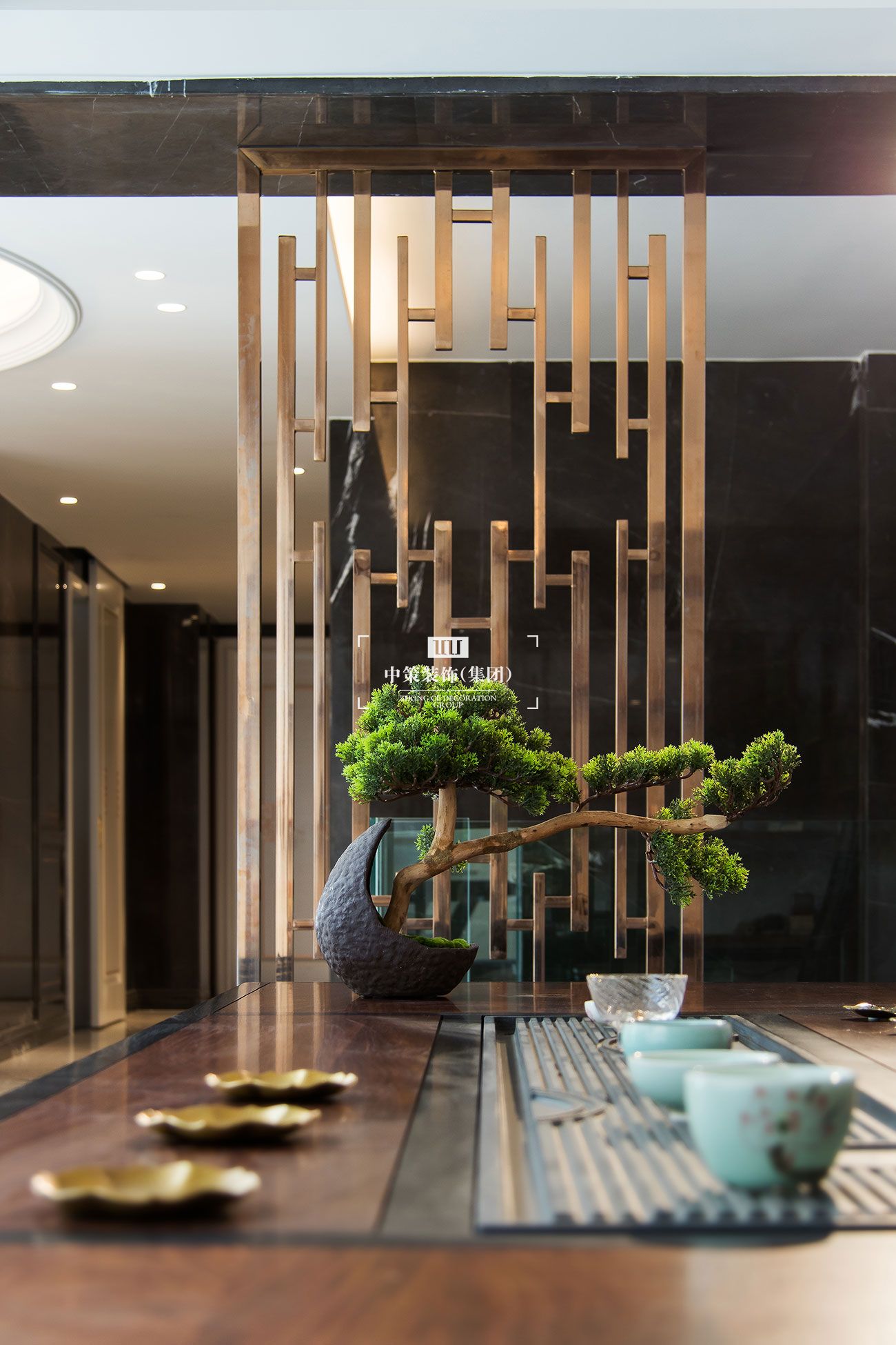 1555905009980577.jpg 王新勇-公园1903-胡-5.jpg